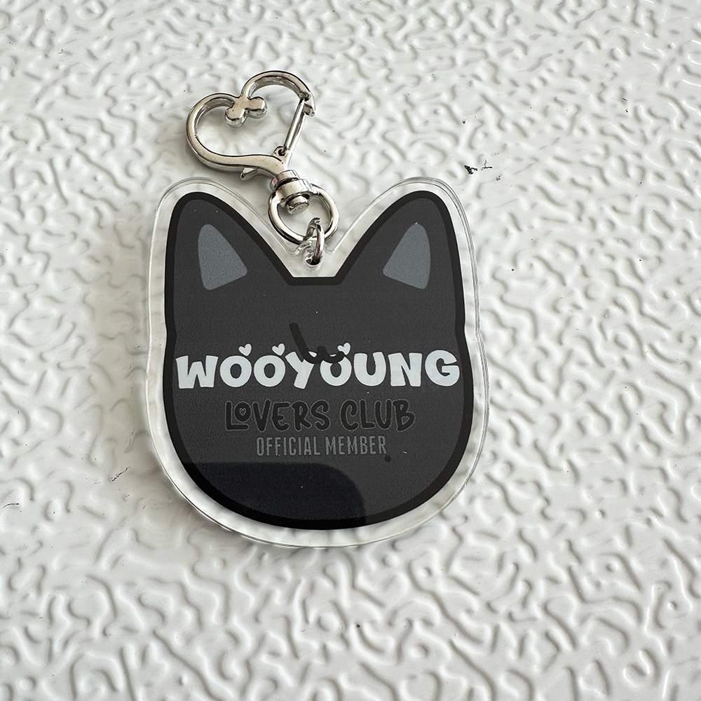 Aniteez Lovers Club Keychain